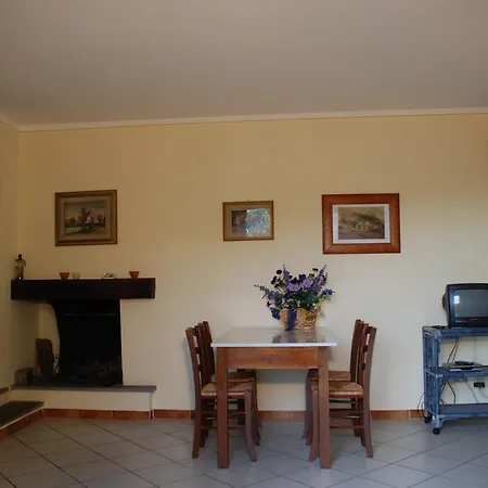 Casa Vacanze La Baghera * Lamporecchio