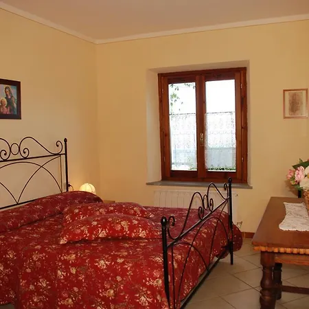 Casa Vacanze La Baghera Apartment *